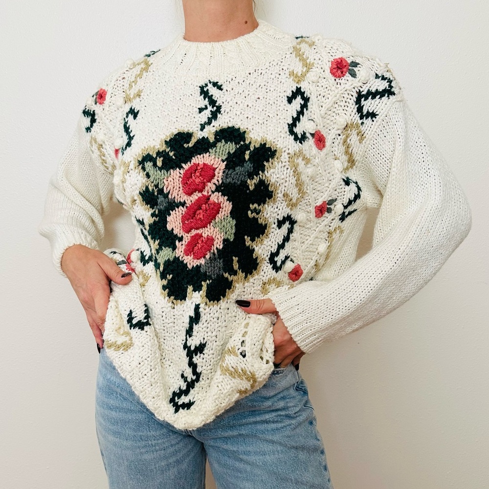 Vintage Emerald Isle Chunky Hand Knit Sweater Floral Boho Pom Poms Crew Neck